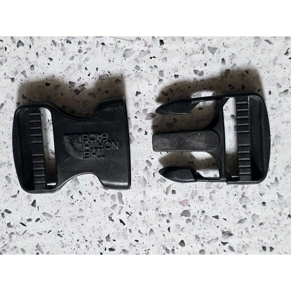 The North Face Replacement Buckle For Small Backpack 1.5" Outdoor Hiking Camp - Picture 3 of 5